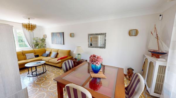 Maison de 3 chambres plus sous sol aménagé à Châteauroux 5 pièce(s)