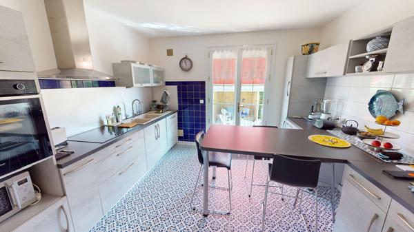 Maison de 3 chambres plus sous sol aménagé à Châteauroux 5 pièce(s)