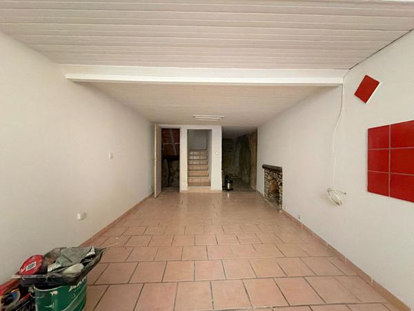 A VENDRE 84160 CADENET MAISON DE VILLAGE TYPE 3 PIECES D'ENVIRON 87M²