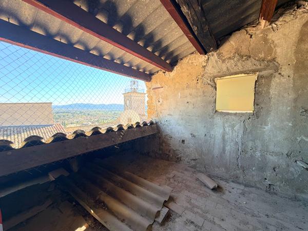 A VENDRE 84160 CADENET MAISON DE VILLAGE TYPE 3 PIECES D'ENVIRON 87M²