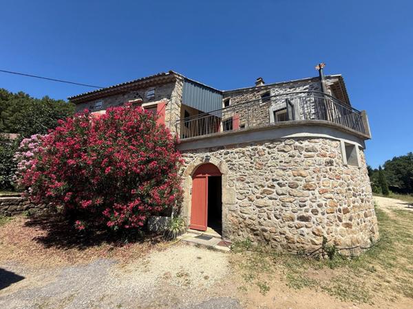 Maison 4 pièces de 94 m² à Mercuer