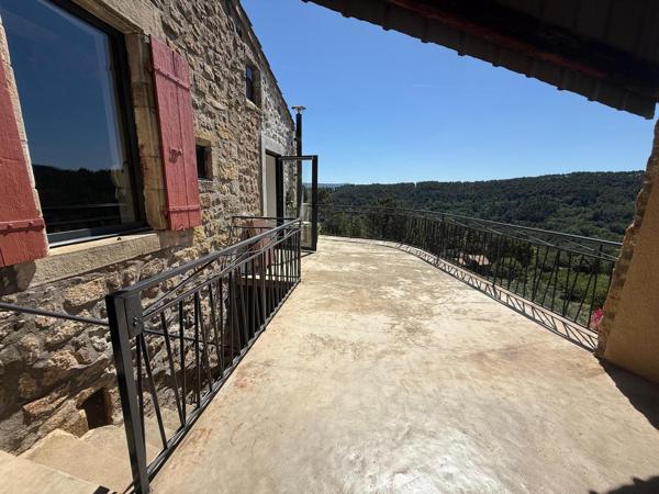 Maison 4 pièces de 94 m² à Mercuer