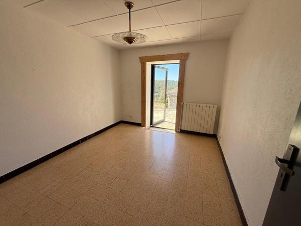 Maison 4 pièces de 94 m² à Mercuer