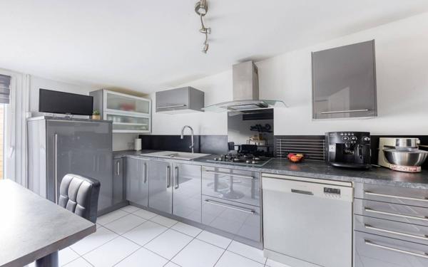 Maison à vendre    4 pièces •  Roissy-en-Brie