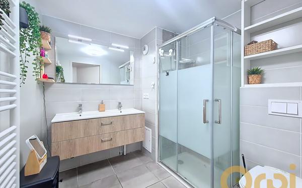 Appartement à vendre    3 pièces • 78 m2 Saint-Julien-en-Genevois