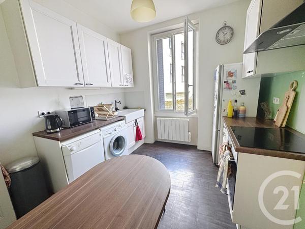 Appartement F4 à vendre  4 pièces - 82,84 m2 LYON - 69007