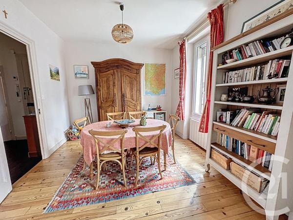 Appartement F4 à vendre  4 pièces - 82,84 m2 LYON - 69007