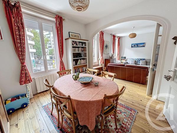 Appartement F4 à vendre  4 pièces - 82,84 m2 LYON - 69007