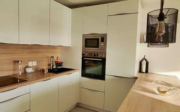 Appartement à vendre    3 pièces • 55,41 m2 Saint-Laurent-du-Var