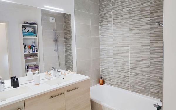 Appartement à vendre    3 pièces • 55,41 m2 Saint-Laurent-du-Var