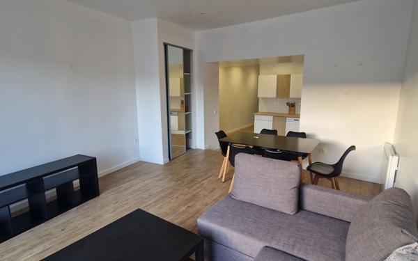 Appartement à louer    2 pièces • 57,83 m2 Guingamp