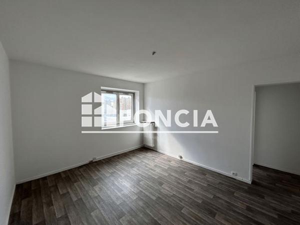 Appartement 3 pièces T3 F3 56.7 m² à Bobigny 93000 à vendre