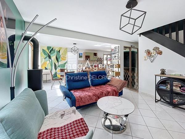 Maison à LA GOUESNIERE, 35350 - 6 pièces 109m²