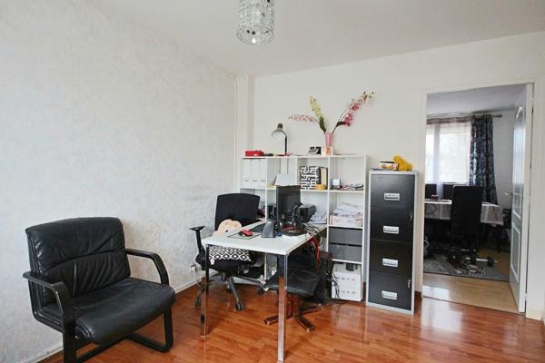 Charmante maison, beau volume et proche toutes commodités