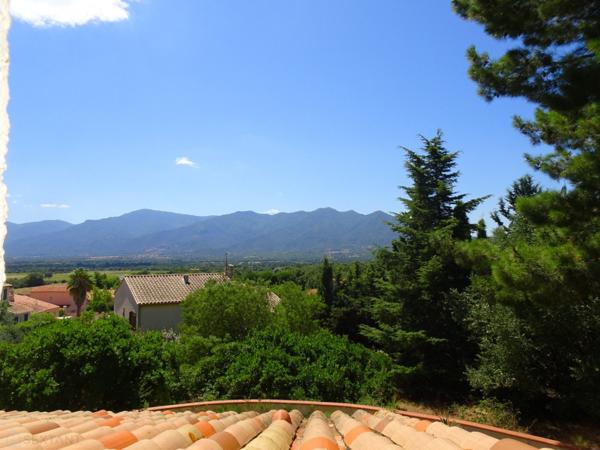Villa 8 pièces sur terrain arboré 3500m²