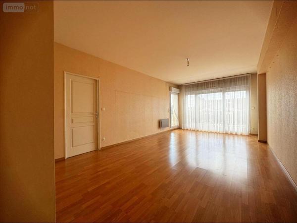 Appartement à vendre à Reims dans la Marne (51100), ref : 51067-157