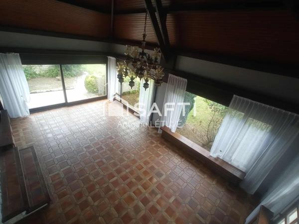 Pavillon Bourgeois de 5 chambres sur Jardin arboré