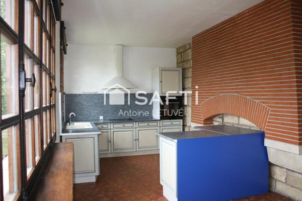 Pavillon Bourgeois de 5 chambres sur Jardin arboré