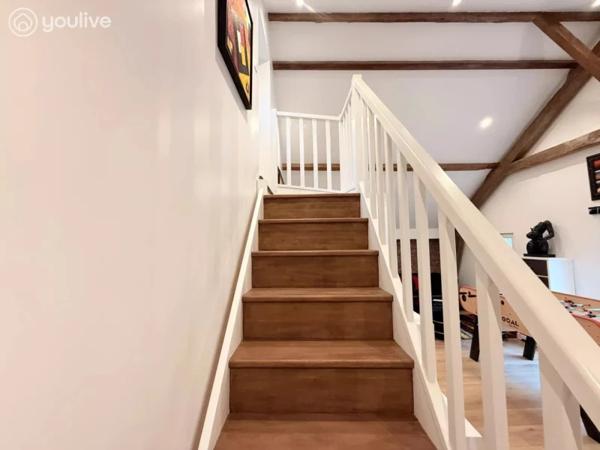 BIEN D’EXCEPTION AU CŒUR DE SAINT-VALERY-EN-CAUX MAISON + ANNEXE + PATIO – VUE PORT – NOUVEAU PRIX 395 000 € HAI