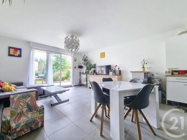 Appartement F3 à vendre  3 pièces - 66,70 m 2   CHENNEVIERES SUR MARNE  - 94