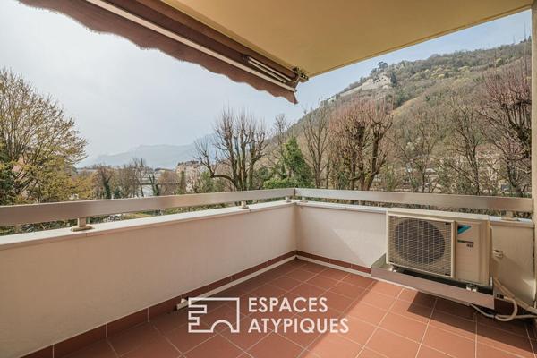 Appartement contemporain rénové sur le Quai Jongkind