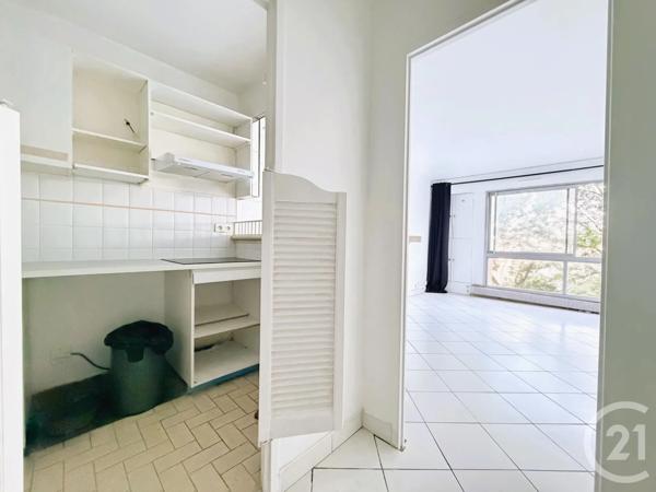Appartement F2 à vendre  2 pièces - 47,80 m 2   PANTIN  - 93
