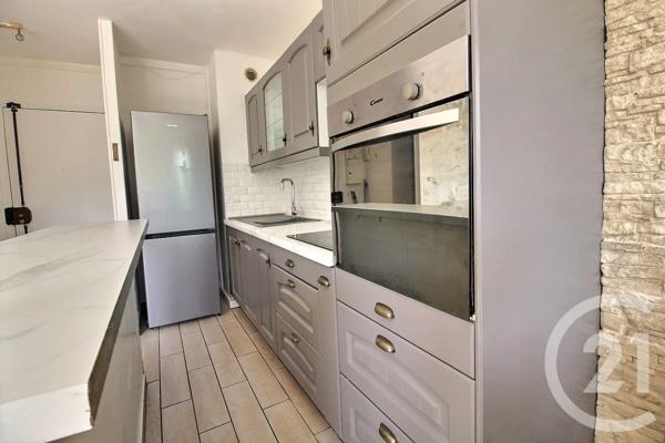 Appartement F2 à vendre  2 pièces - 47,80 m 2   PANTIN  - 93