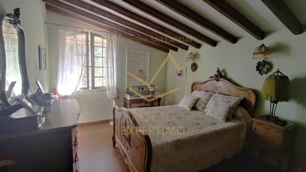 Cavaillon (84300) Propriété individuelle sans vis à vis sur les hauteurs au calme avec vue panoramique, piscine, abri et garage