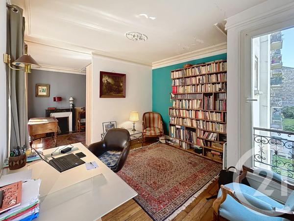 Appartement F1 à vendre  1 pièce - 37,10 m 2   ST OUEN  - 93