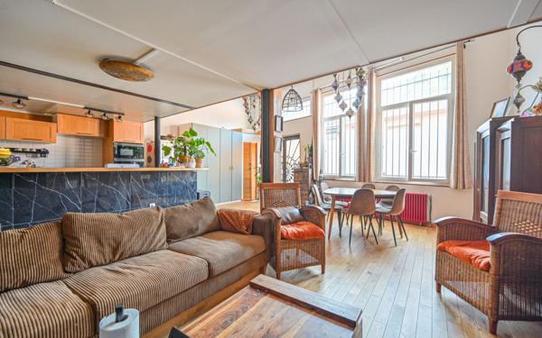 Appartement à vendre    4 pièces • 135 m2 Paris 19