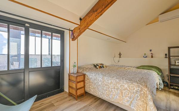 Appartement à vendre    4 pièces • 135 m2 Paris 19