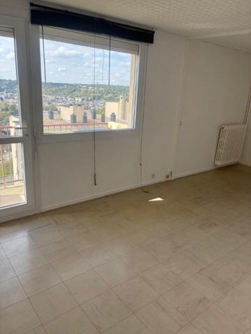 EVREUX Nétreville -27000 - Appartement T1 - 3ème étage - 30 m2