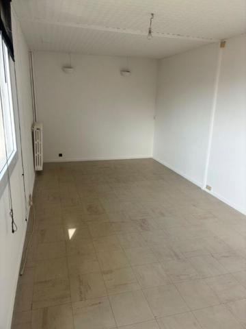 EVREUX Nétreville -27000 - Appartement T1 - 3ème étage - 30 m2