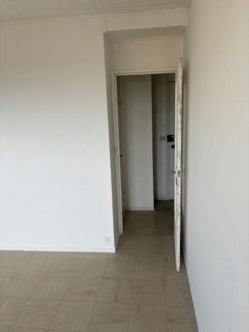 EVREUX Nétreville -27000 - Appartement T1 - 3ème étage - 30 m2