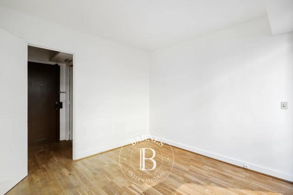 Paris 16ème, Appartement  14 m² à vendre