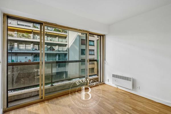 Paris 16ème, Appartement  14 m² à vendre