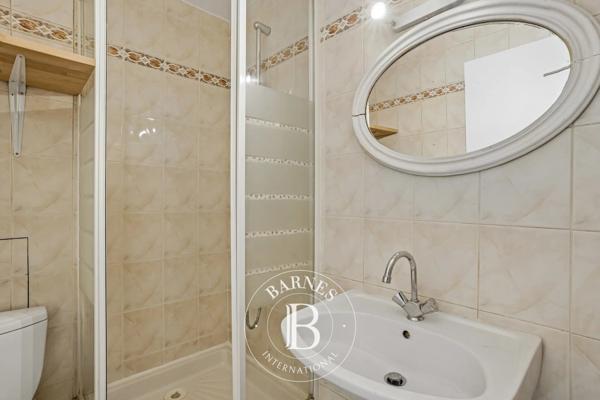 Paris 16ème, Appartement  14 m² à vendre