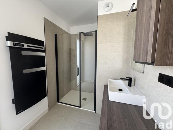 Appartement à vendre 4 pièces 97 m² Castries