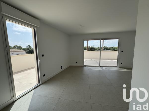 Appartement à vendre 4 pièces 97 m² Castries