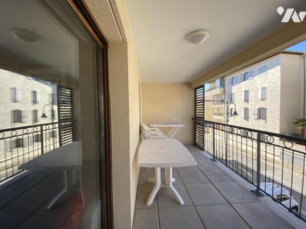 APPARTREMENT et  GARAGE à proximité immédiate du Centre Historique d'UZES