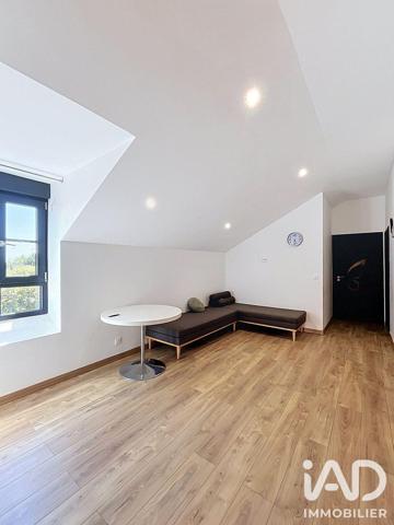 Immeuble à vendre 165 m² Perthes