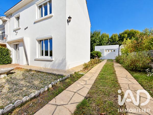 Maison à vendre 5 pièces 76 m² Rochefort