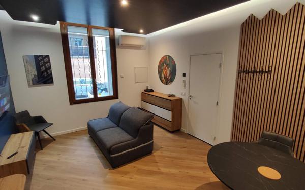 Appartement à vendre    2 pièces •  Narbonne