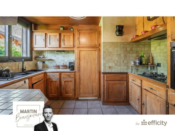 Maison
         4 pièces
        - 121 m² Bien prestige 1 490 000 € *