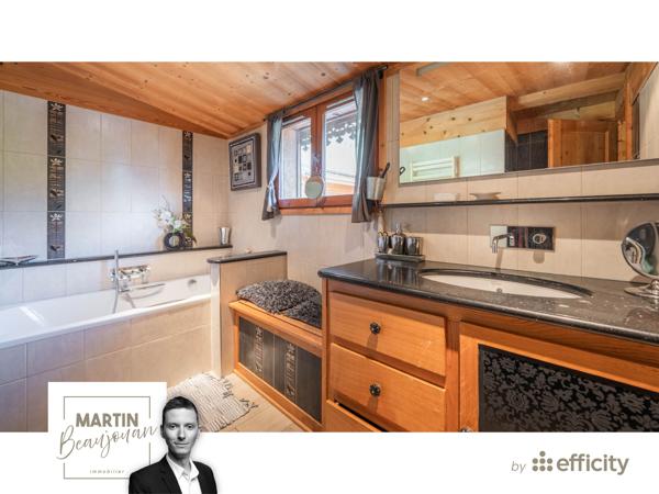 Maison
         4 pièces
        - 121 m² Bien prestige 1 490 000 € *