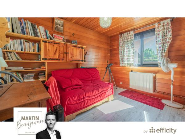 Maison
         4 pièces
        - 121 m² Bien prestige 1 490 000 € *