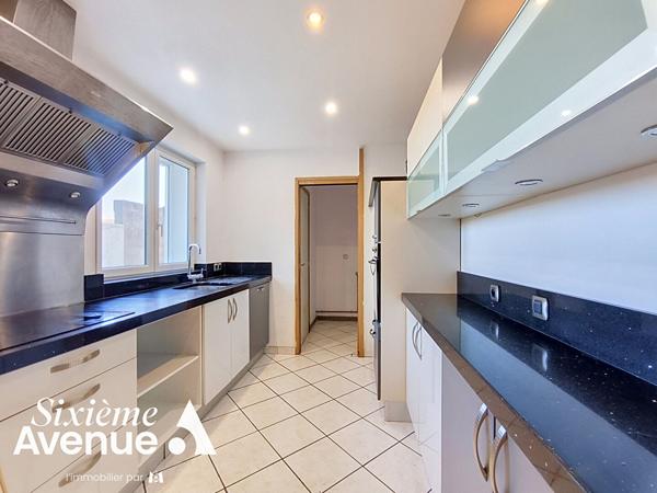 Maison 6 pièces 154.59 m2