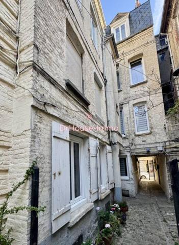 Immeuble à vendre 8 pièces de 180 m²