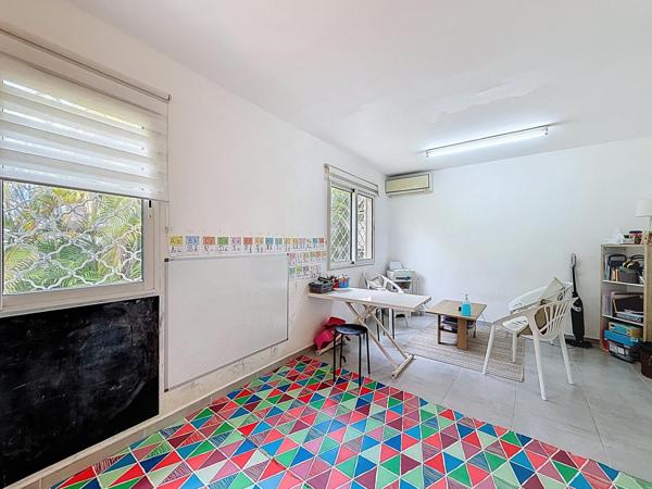 Baie-Mahault - Local de 40m2