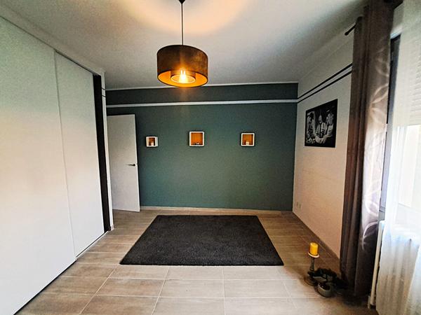 Maison de ville 81m² à SAINT LAURENT SUR SEVRE !!